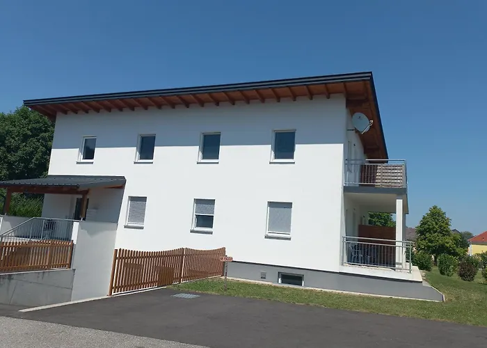 Ferienwohnung Guest house Wang