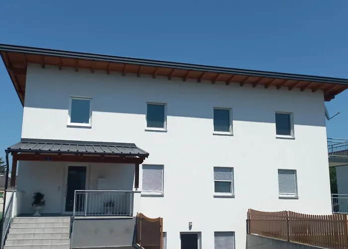 Ferienwohnung Guest house Wang